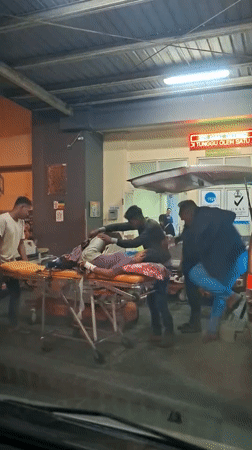 Night scene at Banda Aceh hospital emergency department