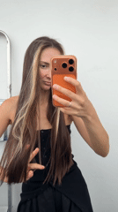 Selfies on the Khimki metro, July morning