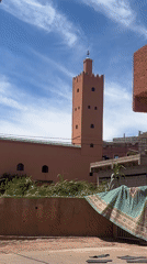 Driver documents casual afternoon journey through Ouaouizert, Morocco