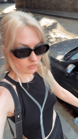A Tbilisi afternoon, selfies and streets in the sun