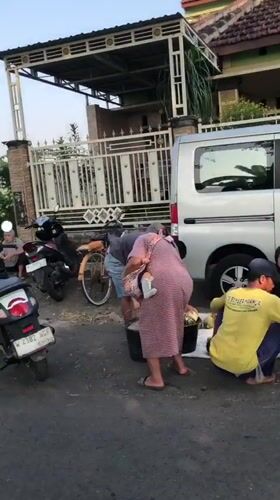 Everyday street life across two Indonesian village neighborhoods