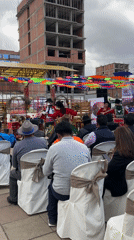 Traditional Bolivian cultural performance draws crowds in El Alto plaza