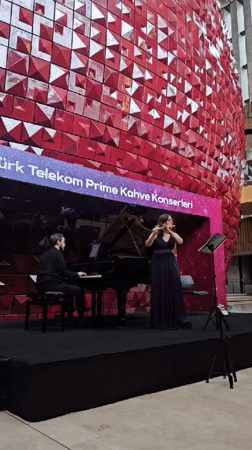 Classical duo performs at Turk Telekom concert series in Istanbul