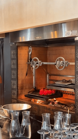 Santa Monica restaurant in service, from grill to plate