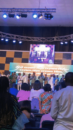 Band performs for diverse audience in Barakin Lerawi church