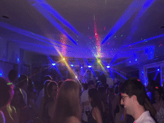 Late-night party in full swing at Pozuelo de Alarcón venue