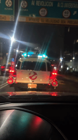 Ghostbusters-themed car with flashing lights spotted in Mexico City