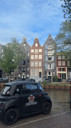 Afternoon stroll through Amsterdam's canal streets