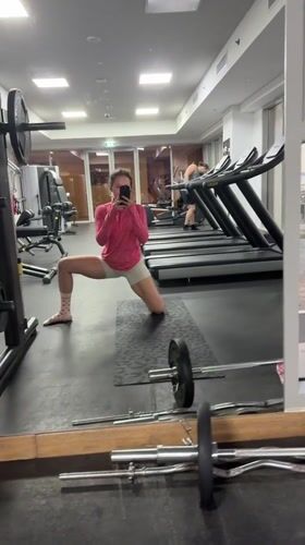 Dubai woman documents workout session and skincare product haul