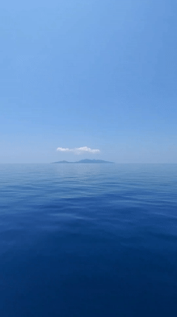 Calm morning seascape captured near Ko Tao, Thailand