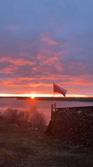 Dramatic sunset captured by multiple witnesses in Olkhovka, Russia