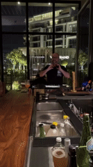 Evening dining scene captured at Abu Dhabi restaurant with live entertainment
