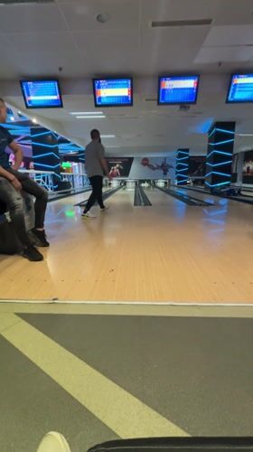 Evening bowling session recorded at Gabrovo entertainment venue