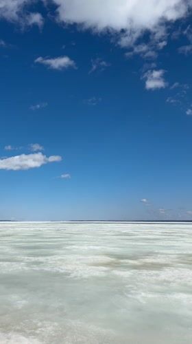 Spring ice breakup observed on Russian lake