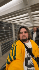 Man films selfie on airport escalator in Tel Aviv