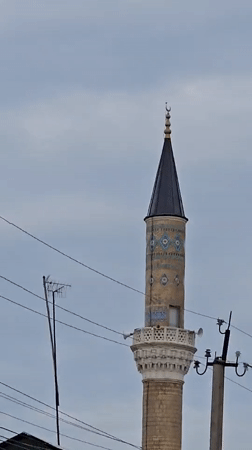 Afternoon stroll through Özgön's historic and everyday streetscape