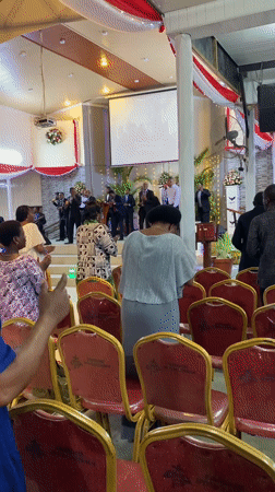 Morning church service with choir performance recorded in Dar es Salaam
