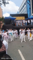 Street performance and live stage event draws crowd in Caracas