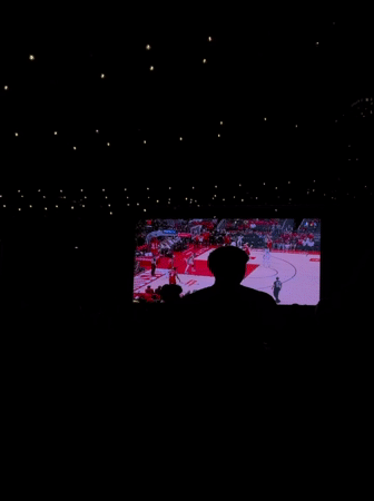 Late-night basketball viewing party draws crowds in Austin