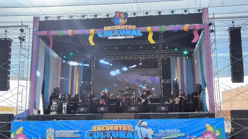 Live music festival draws dancers in Peruvian town