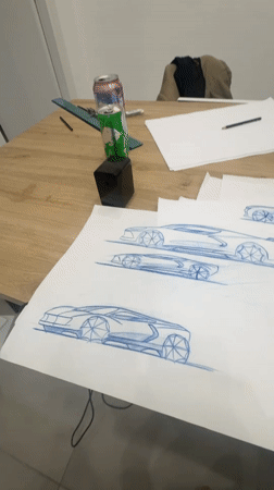 Artist sketches cars while watching Barcelona match in Turin
