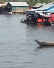 Floating village life documented in Cambodia waterways
