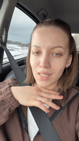 Woman observed in car driver's seat in Pokrovskoe