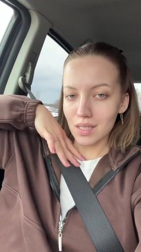 Woman observed in car driver's seat in Pokrovskoe
