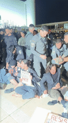 Nighttime protest demonstration draws police response in Tel Aviv