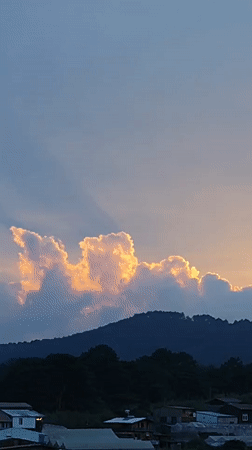 Dramatic sunset and cloud formations observed over Da Lat mountains