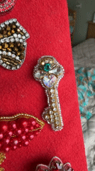 Domestic life documented: jewelry, toys, meals over three hours