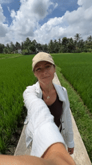 Daily life captured along Ubud's rural pathways and cafes