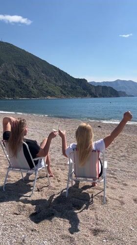 Beachside Pizza and Wine Breakfast Observed in Montenegro