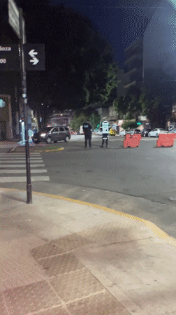Police officer and civilian observed together in Buenos Aires