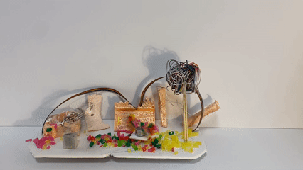 Handmade wire sculpture displayed in Moscow