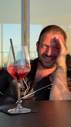 Rooftop drinks and downtime at a Milan bar