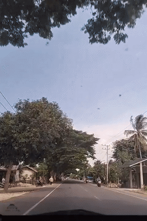 Morning drive through rural Matangpineung captured on dashcam