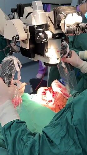 Surgery documented at Yuzhong District medical facility