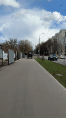 Moscow residents document ordinary street life during late morning