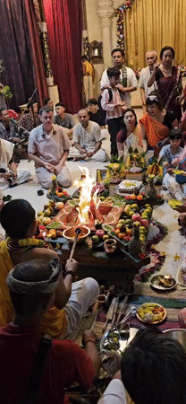 Hindu fire ceremony draws 25 participants in Denpasar