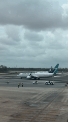 Aircraft operations documented at Cancún International Airport