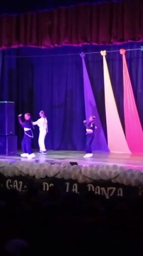 Dance performances by youth groups held in Juan Griego