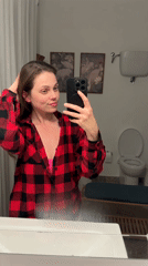 Woman documents Airbnb stay with selfies in Perugia