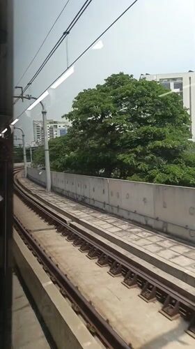Train passenger films elevated railway journey in Dhaka