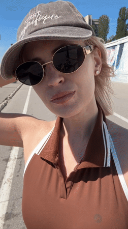 Cyclist falls while recording selfie video in Saratov, Russia