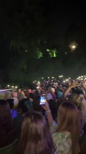 Varna crowd lights up the night at outdoor event