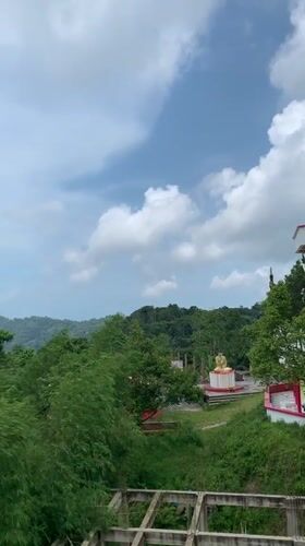 Morning temple visit documented across Ko Samui Buddhist complex