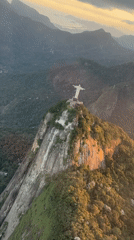 Drone captures crowds visiting Christ the Redeemer statue