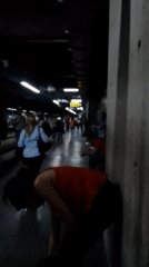 Evening commute documented at Caracas Las Adjuntas metro station