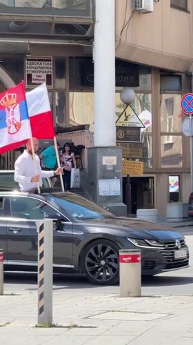 Flag-waving demonstration and coffee shop visit captured in Kragujevac
